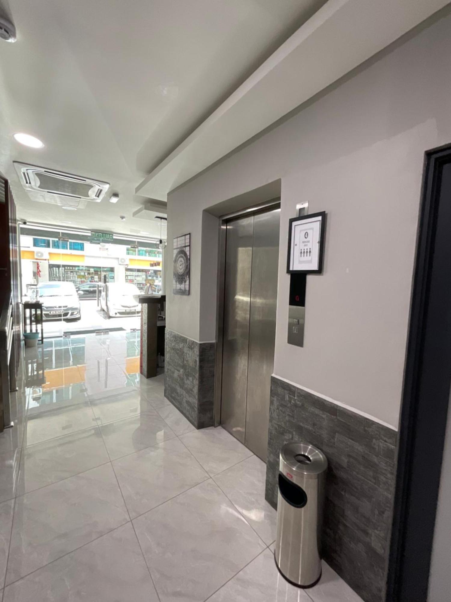 Zitro Hotel ポートディクソン エクステリア 写真